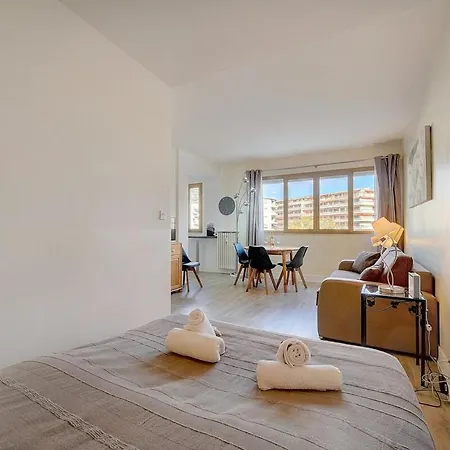 Studio Confortable Proche Martinez A0B107 Appartement *
